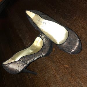 Beautiful Guess heels